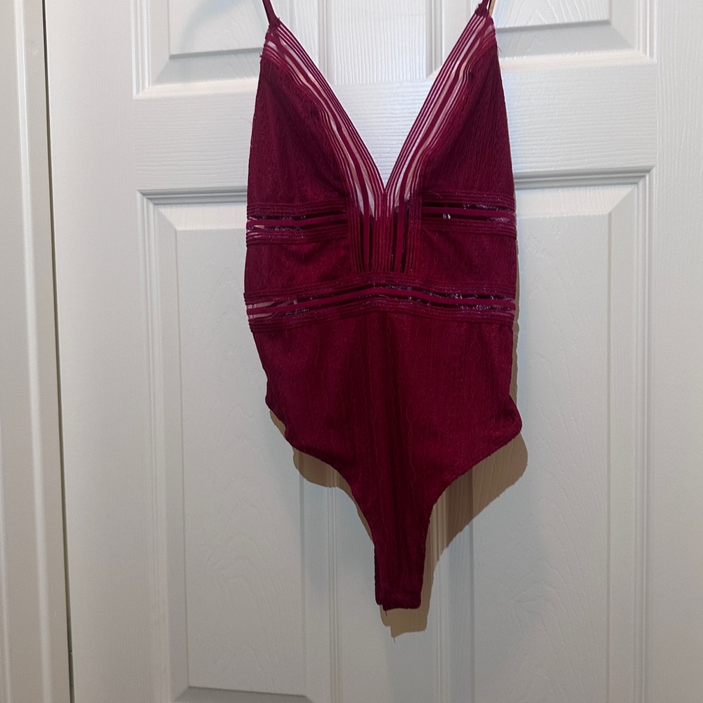 NWT lulus maroon bodysuit